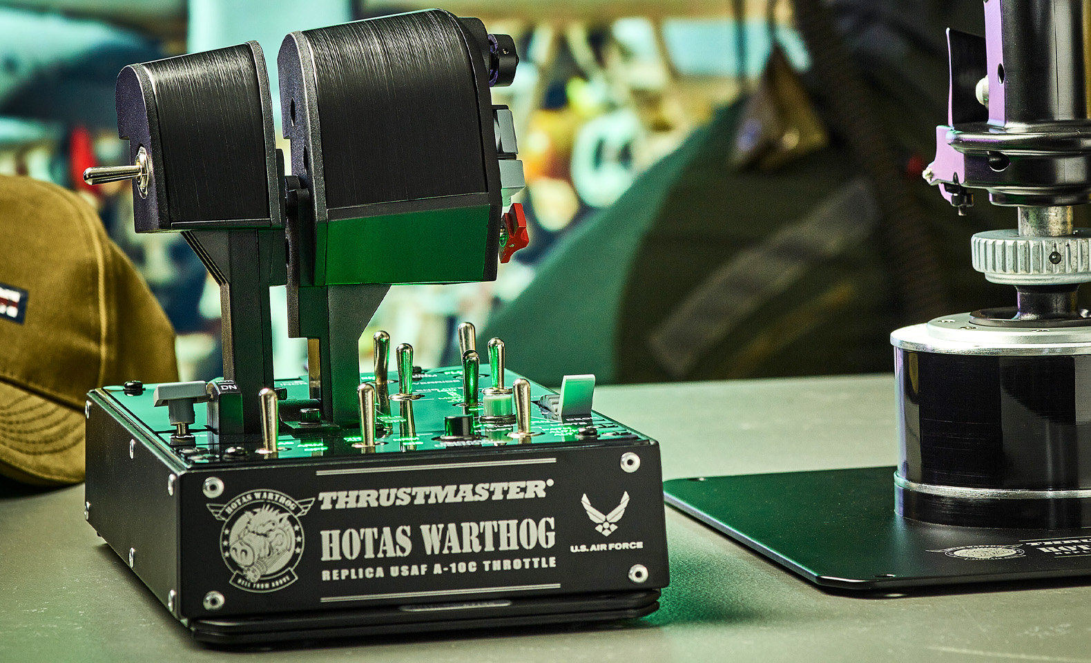 Thrustmaster